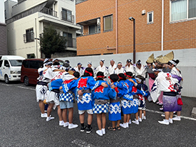 たなし連の皆様と子供達の演舞模様