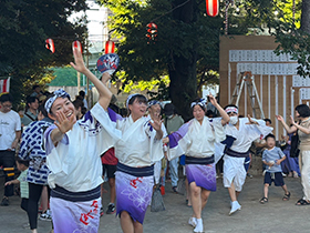 たなし連の皆様と子供達の演舞模様