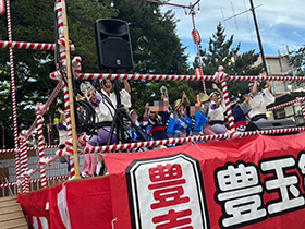 たなし連の皆様と子供達の演舞模様